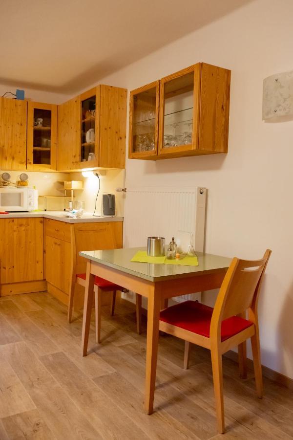 Hotel Haus Alpenrose Obertraun Esterno foto